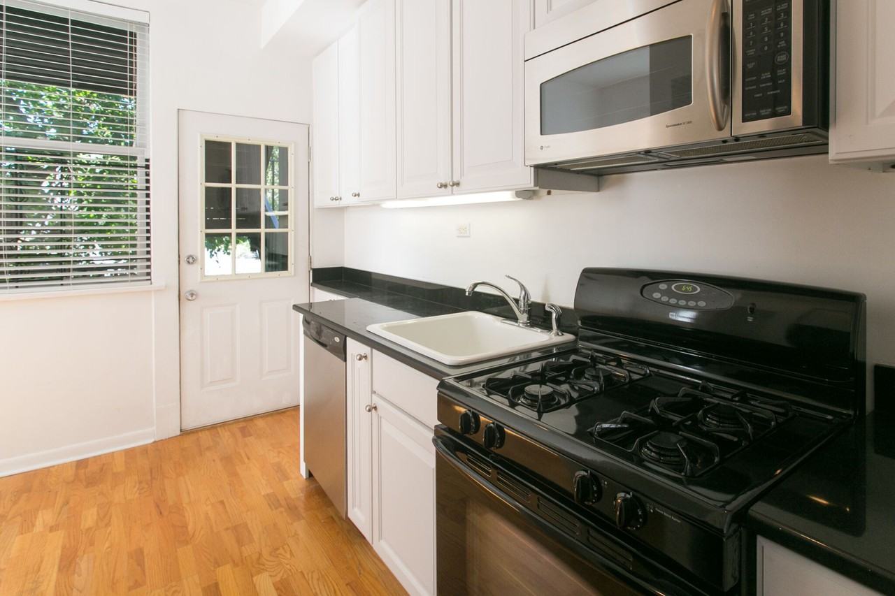 5532 S. Kimbark Avenue - Photo 7 of 37