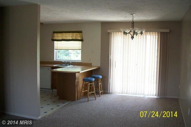 113 Sunlight Cir - Photo 3 of 10