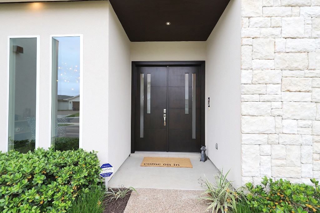 7408 Thomas Harris Dr - Photo 3 of 35