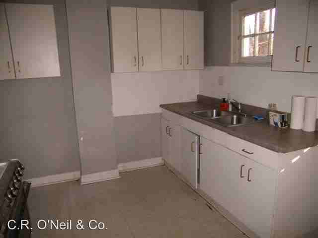 117-119 E. Hudson Street - Photo 3 of 10