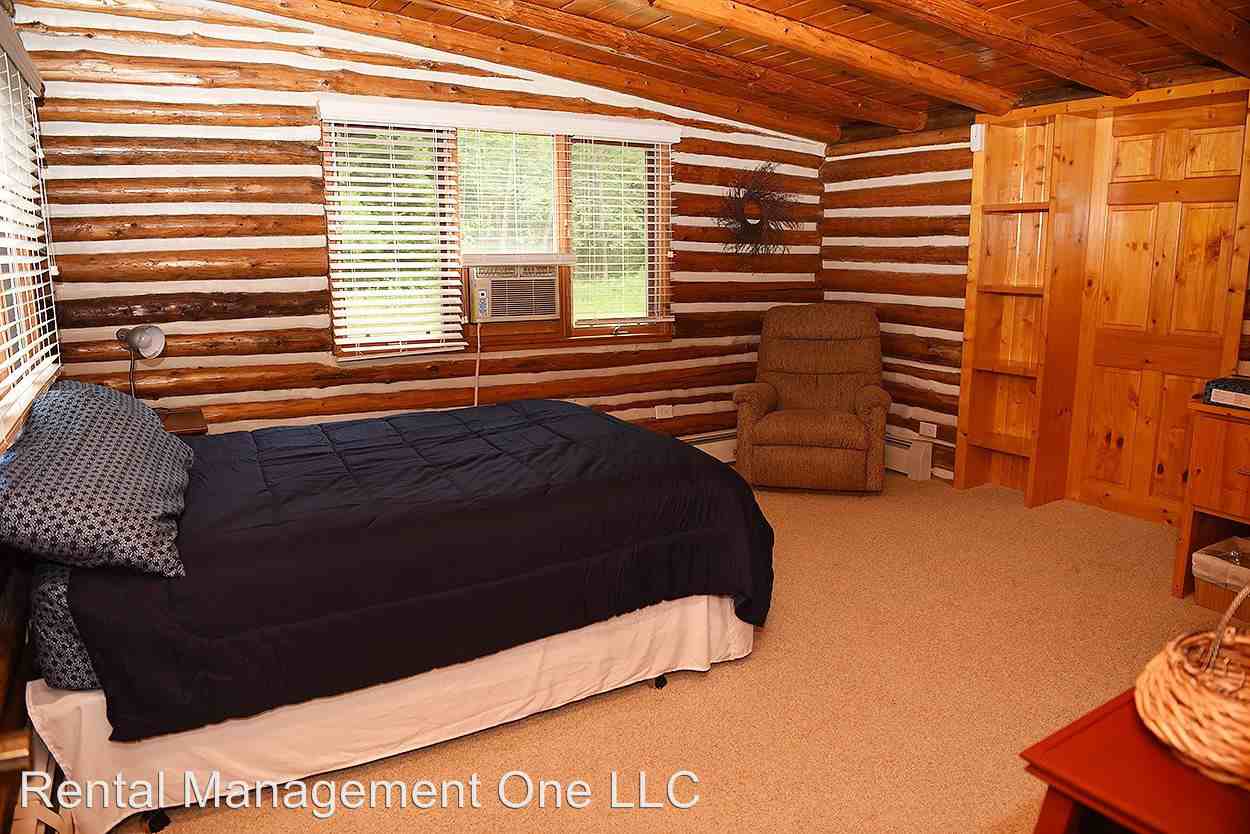 1447 E River Rd - Photo 2 of 19