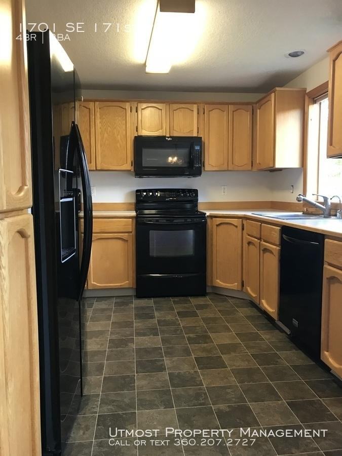 1701 SE 171st Pl - Photo 3 of 16