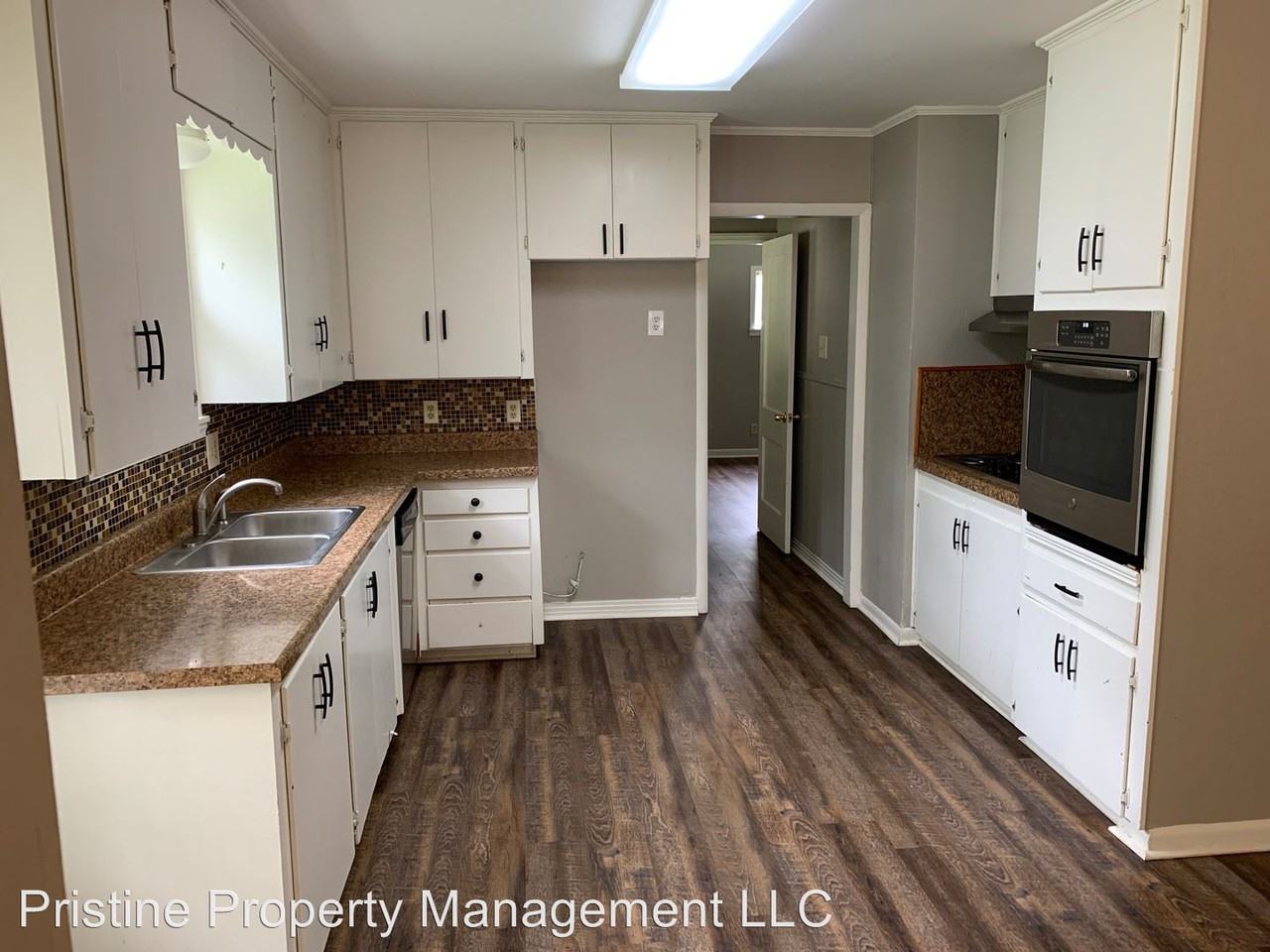 706 Carlisle Dr - Photo 3 of 12