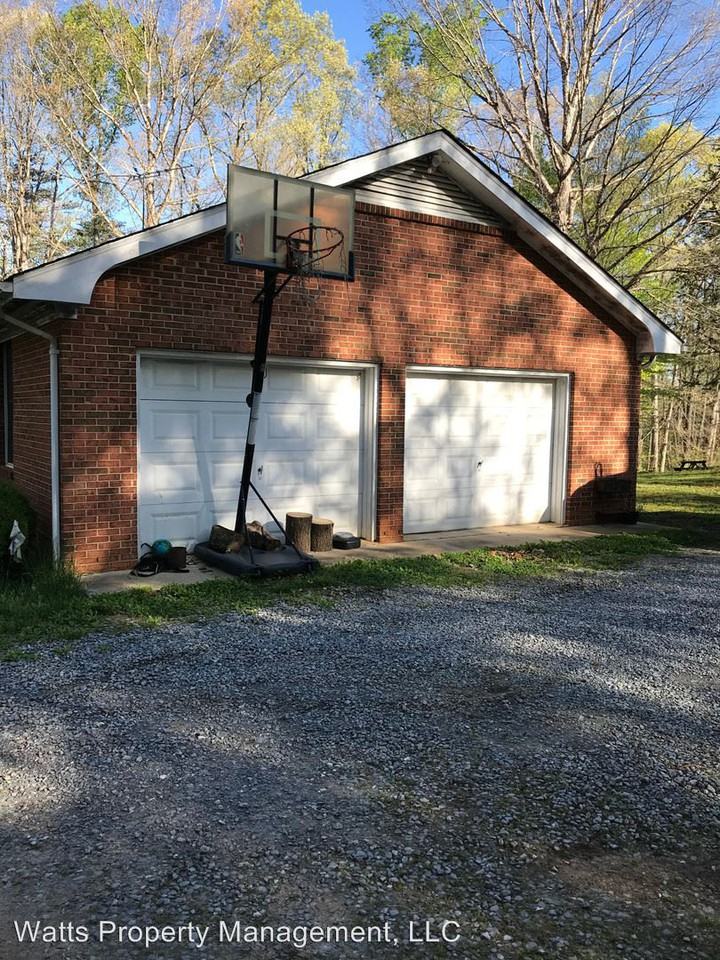 532 Memory Ln - Photo 2 of 2