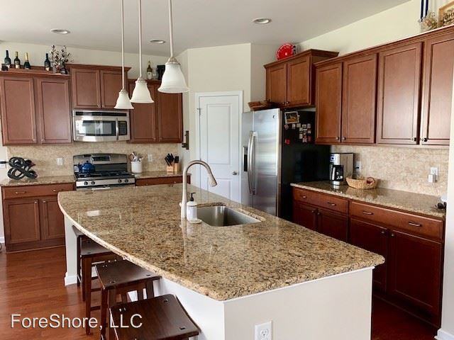 1936 Blakers Blvd - Photo 3 of 16