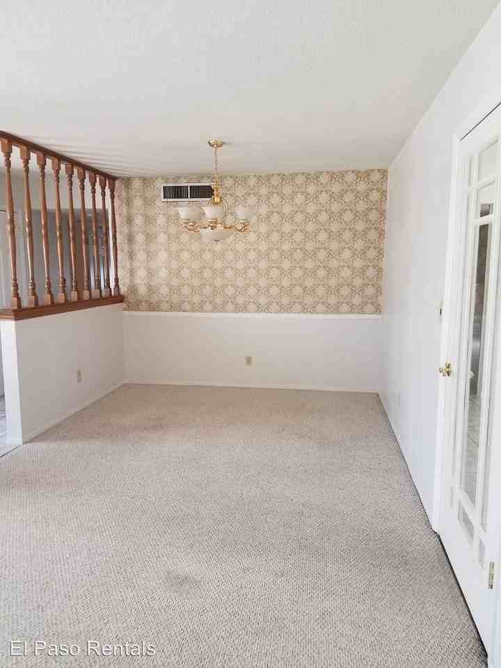 4624 Academy Ave - Photo 3 of 13