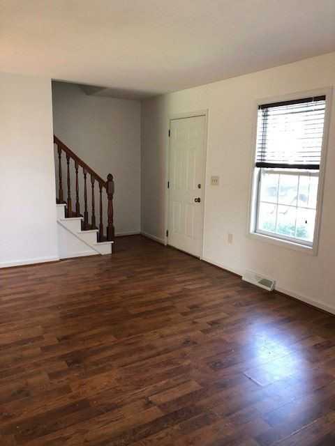 22 Ashley Dr - Photo 3 of 27