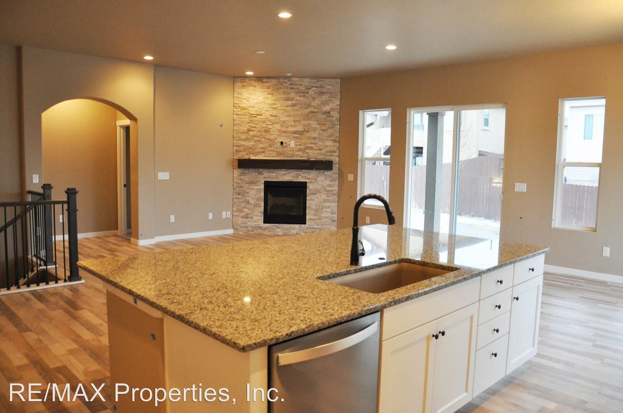 3107 Golden Meadow Way - Photo 3 of 20