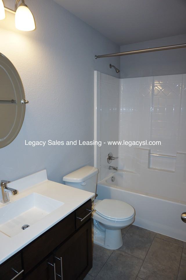 7213 S Magnolia Ave - Photo 6 of 23