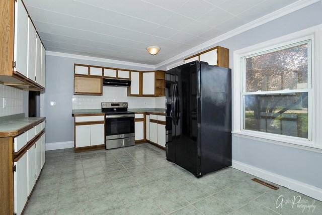 7318 Barnard Mill Rd - Photo 2 of 27