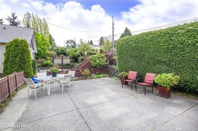 1024 SW 120th St - Photo 2 of 14