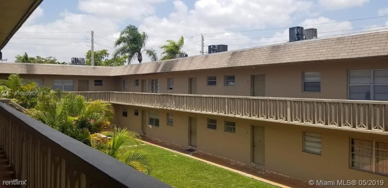 1350 NE 119th St - Photo 2 of 14