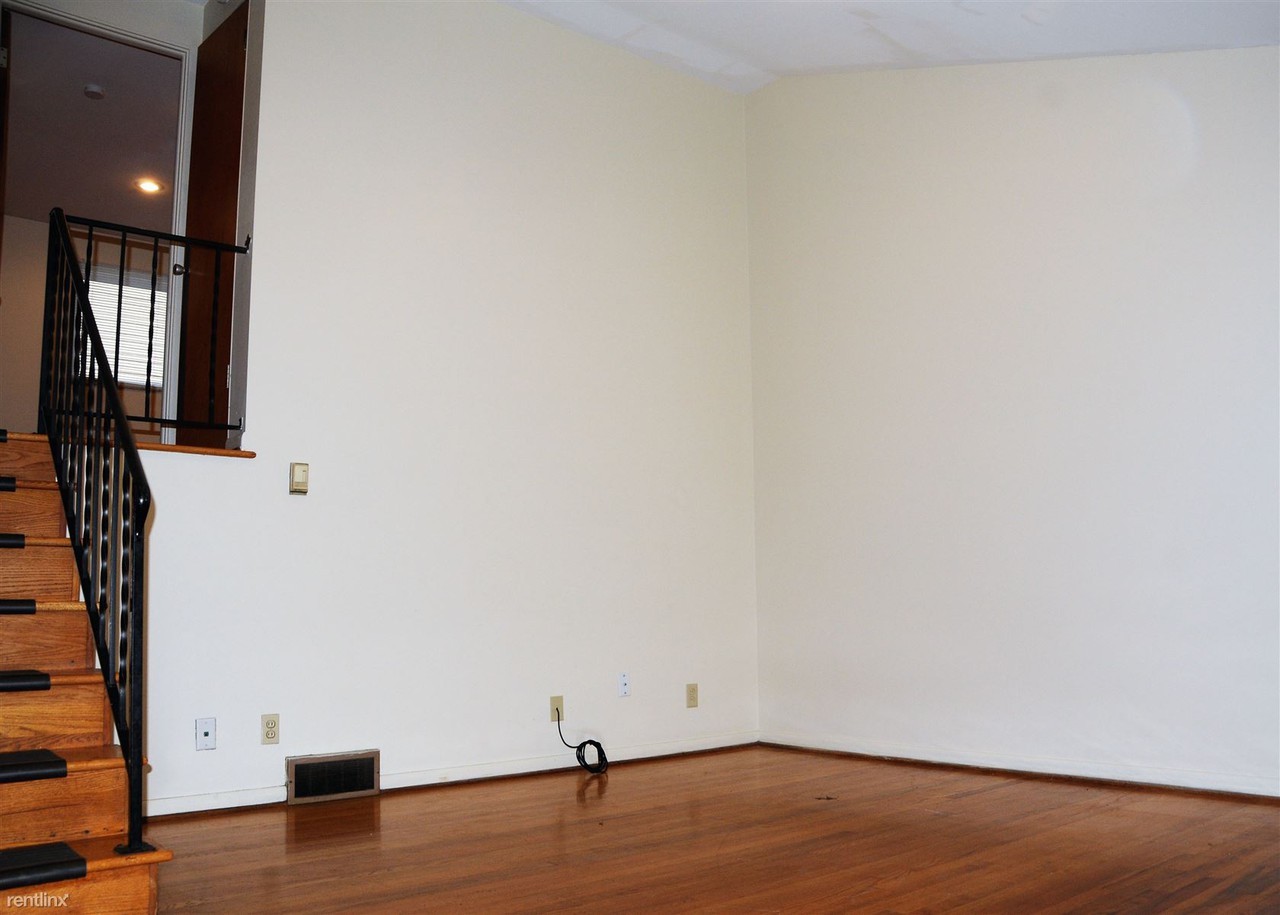 77 W Northwood Ave - Photo 3 of 16