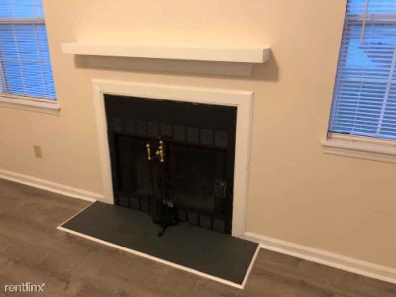 Witten Cir - Photo 2 of 8