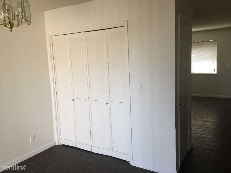 724 N Florence St B - Photo 3 of 11