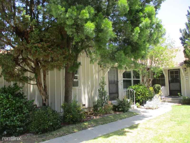 5424 Kester Ave - Photo 3 of 33