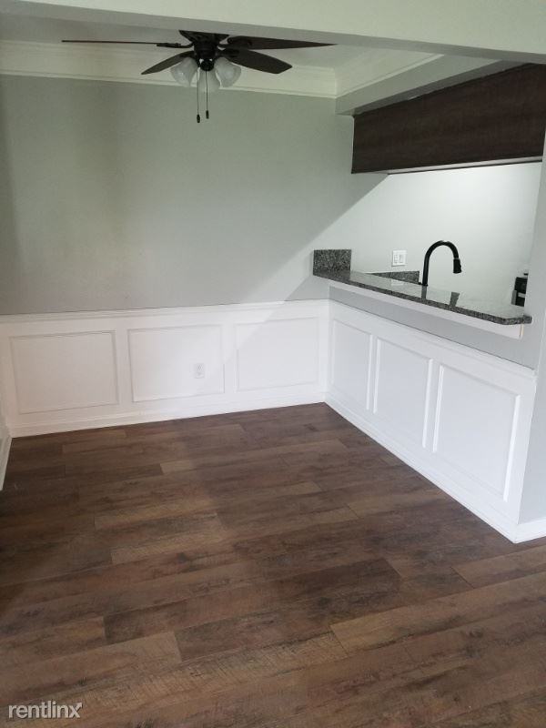 8945 Shawn Dr - Photo 3 of 14