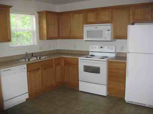 2020 Longview Rd #20 - Photo 3 of 8