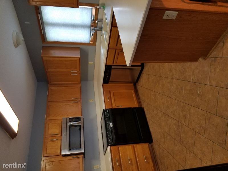 Catherine - Photo 2 of 2