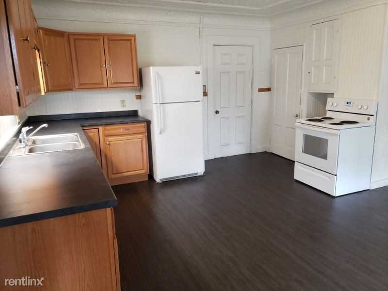 543 Main St 1 - Photo 2 of 9