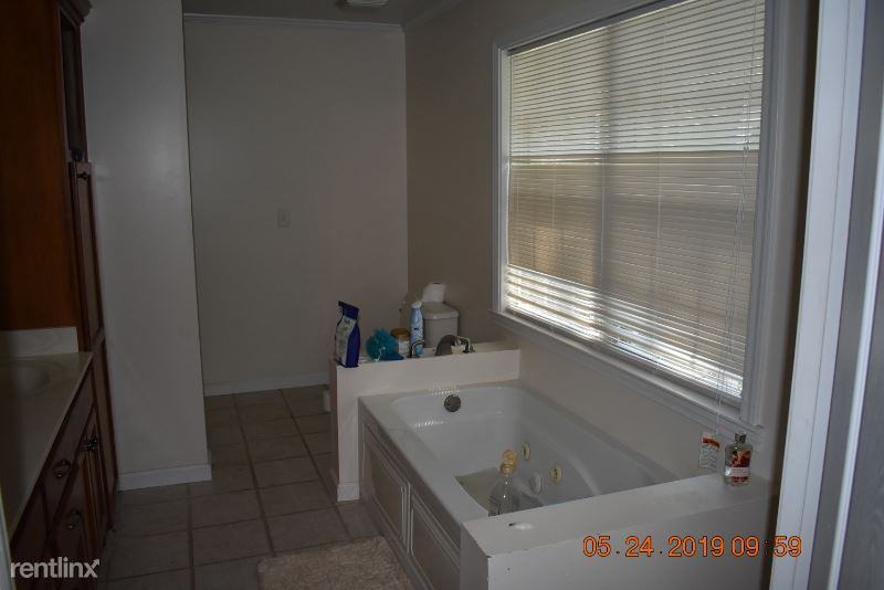 299 Academy drive - Photo 2 of 9