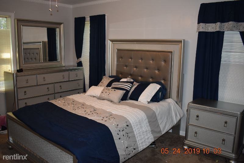 299 Academy drive - Photo 3 of 9