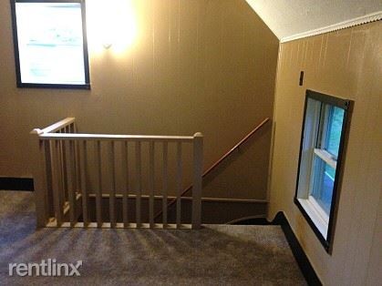 527 Carthage Ave - Photo 3 of 12