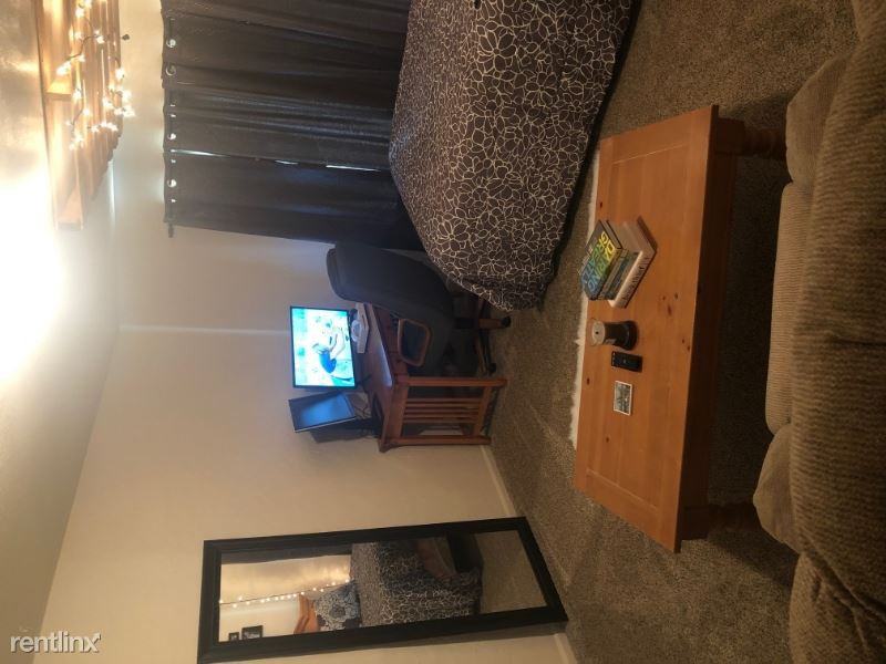 3907 Heatherwood Cir - Photo 3 of 17