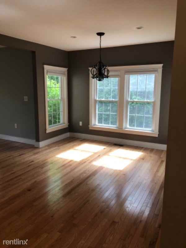 86 Gilboa St - Photo 3 of 20