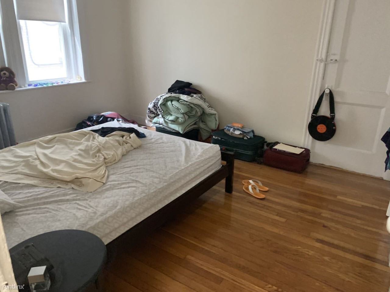 131 Washington St - Photo 3 of 6