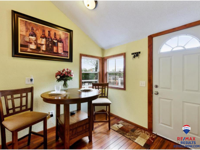 202 5th St NE - Photo 3 of 27