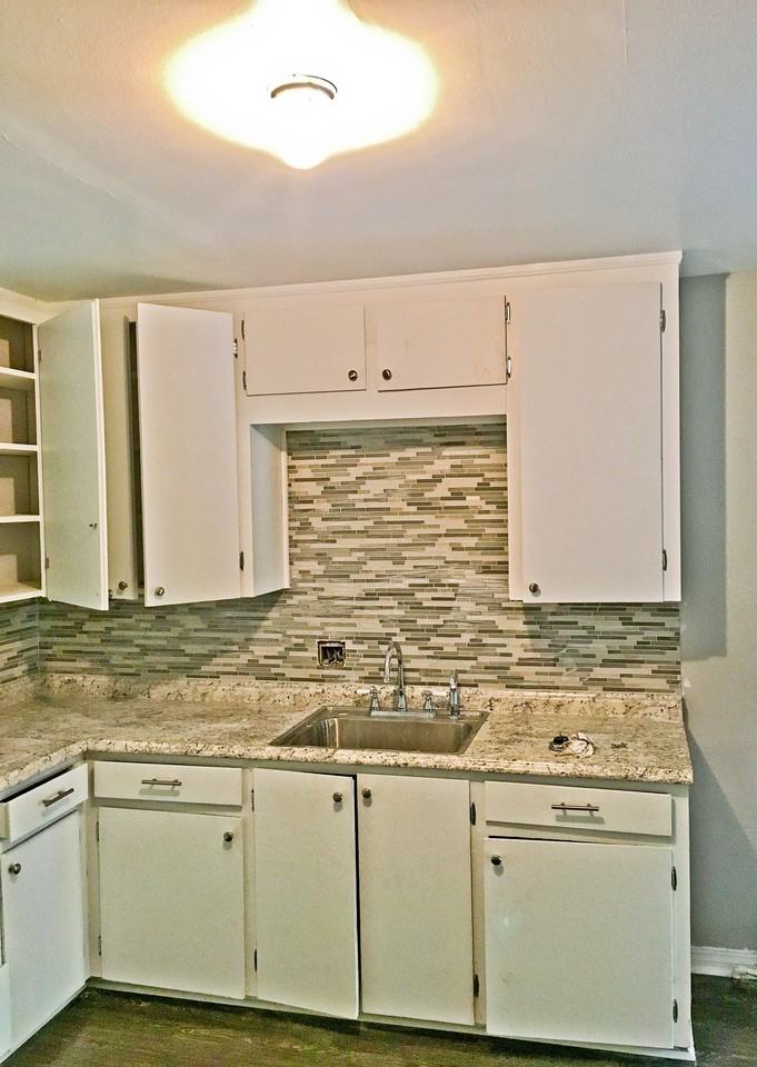 1703 N Barnes Ave - Photo 3 of 12