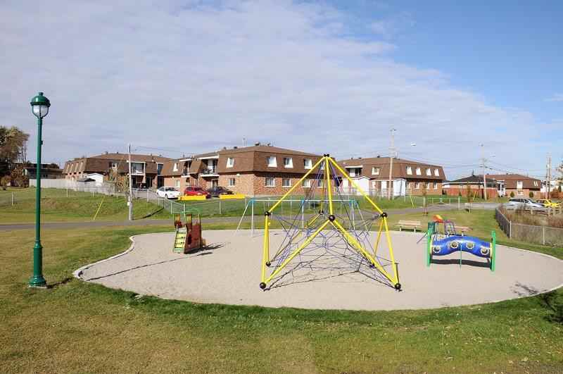 2283 Truchon - Photo 2 of 12