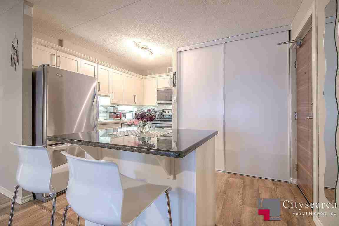 503, 735 12 Ave SW - Photo 2 of 8