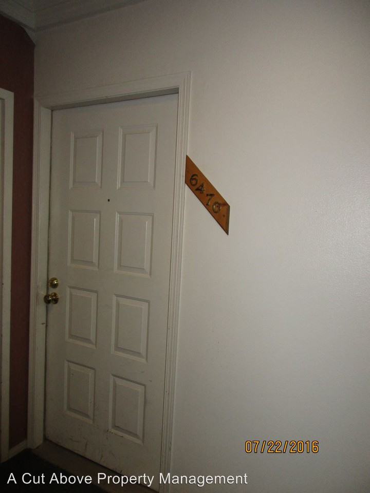 6470 McNichols Ct - Photo 2 of 11