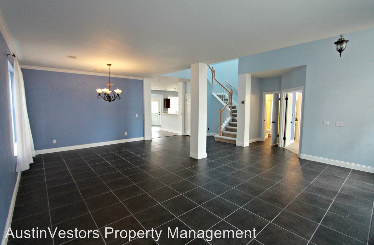 15902 Arla Cove - Photo 3 of 28