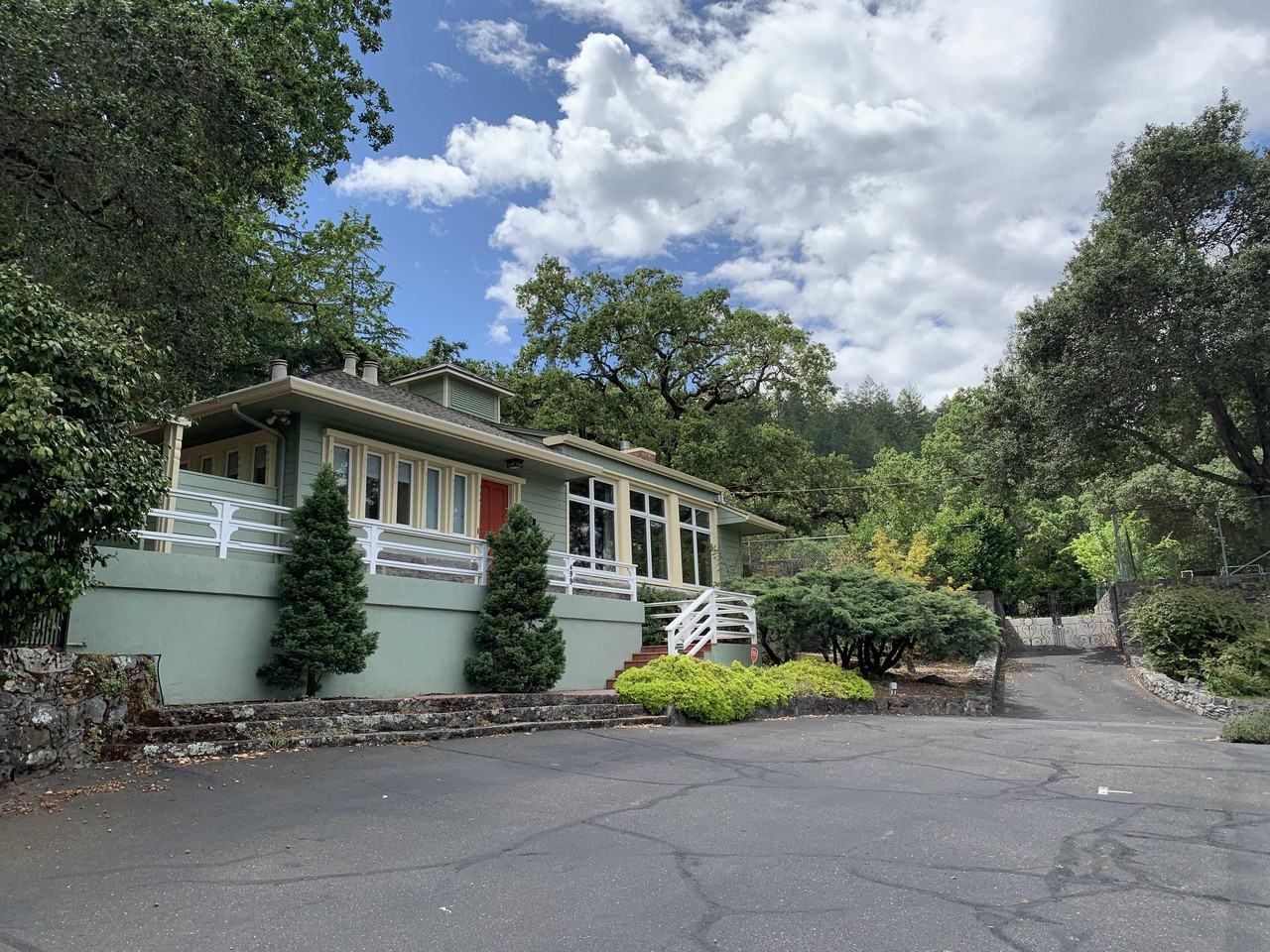 499 Brush Creek Rd - Photo 2 of 45