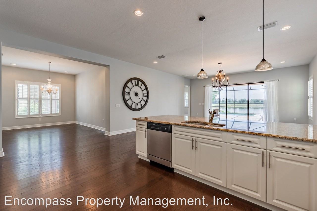 3738 Madeira Ct - Photo 3 of 23