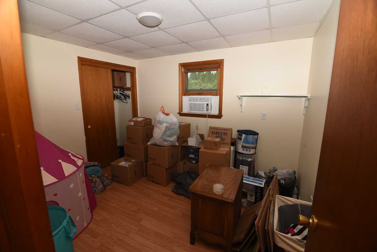 339 Lincoln Way W - Photo 3 of 7