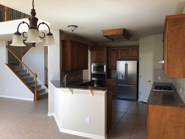 15425 Echo Hills Dr - Photo 7 of 12
