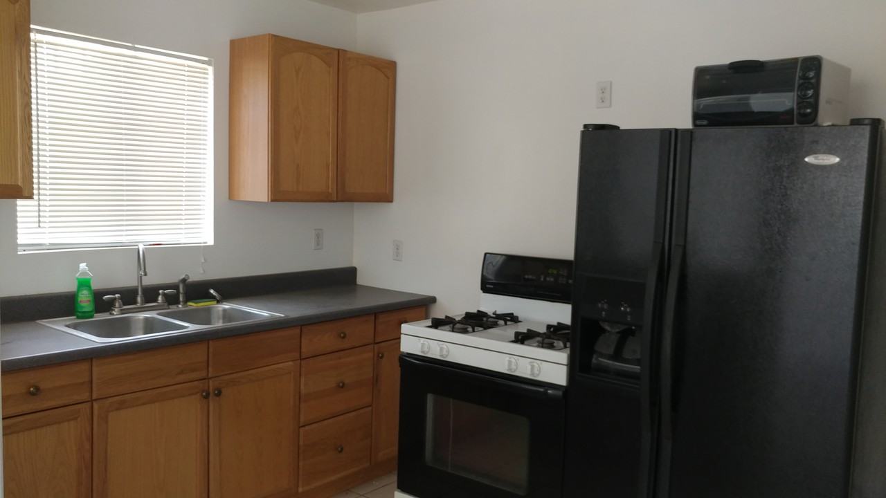 1348 Agate Ave #1 - Photo 3 of 3