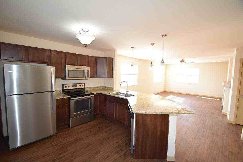 4309 North Towne Court - Photo 3 of 9