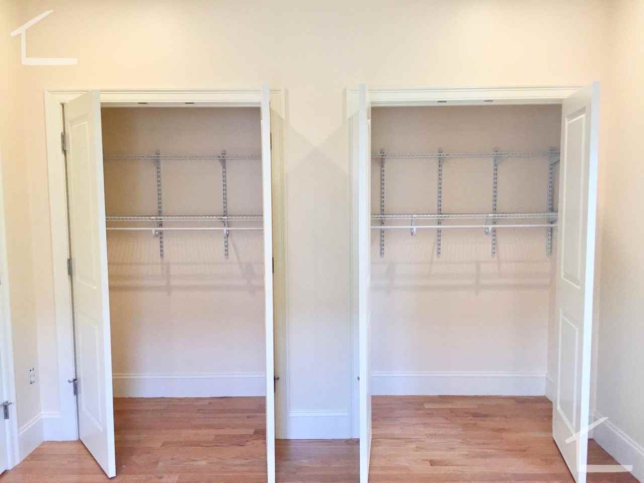 8 Cufflin Street - Photo 2 of 15