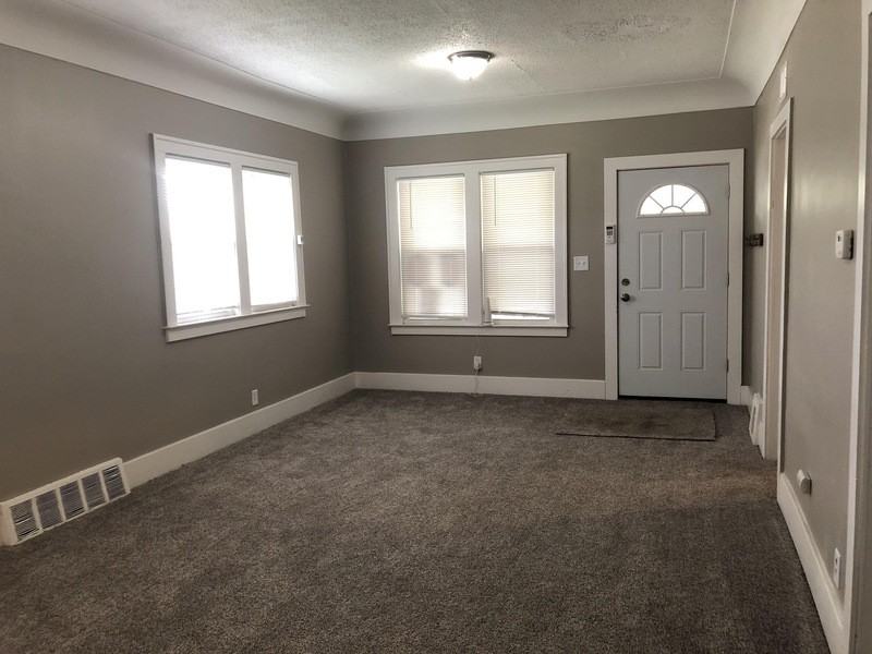 25 E Goodell Ave - Photo 2 of 13
