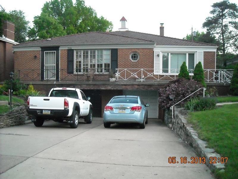 7024 Penn Ave - Photo 2 of 21