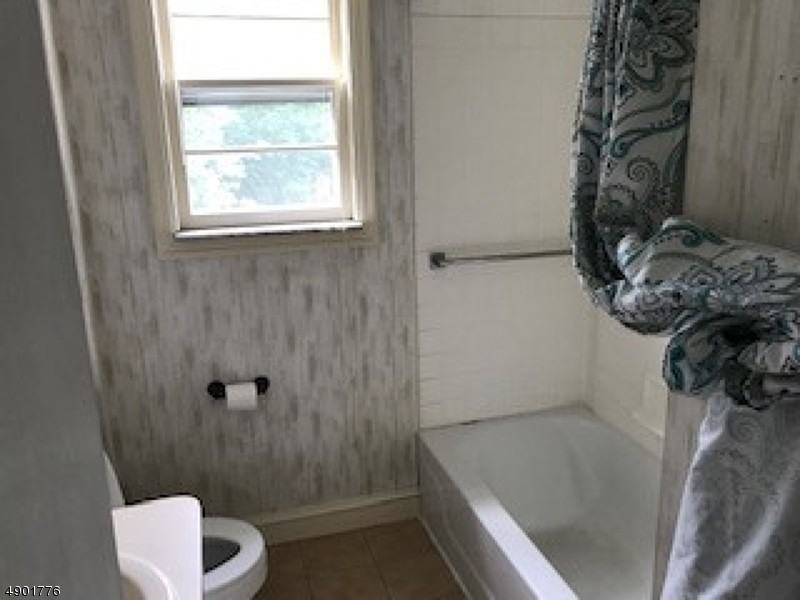 9 Whittingham Terrace - Photo 2 of 4