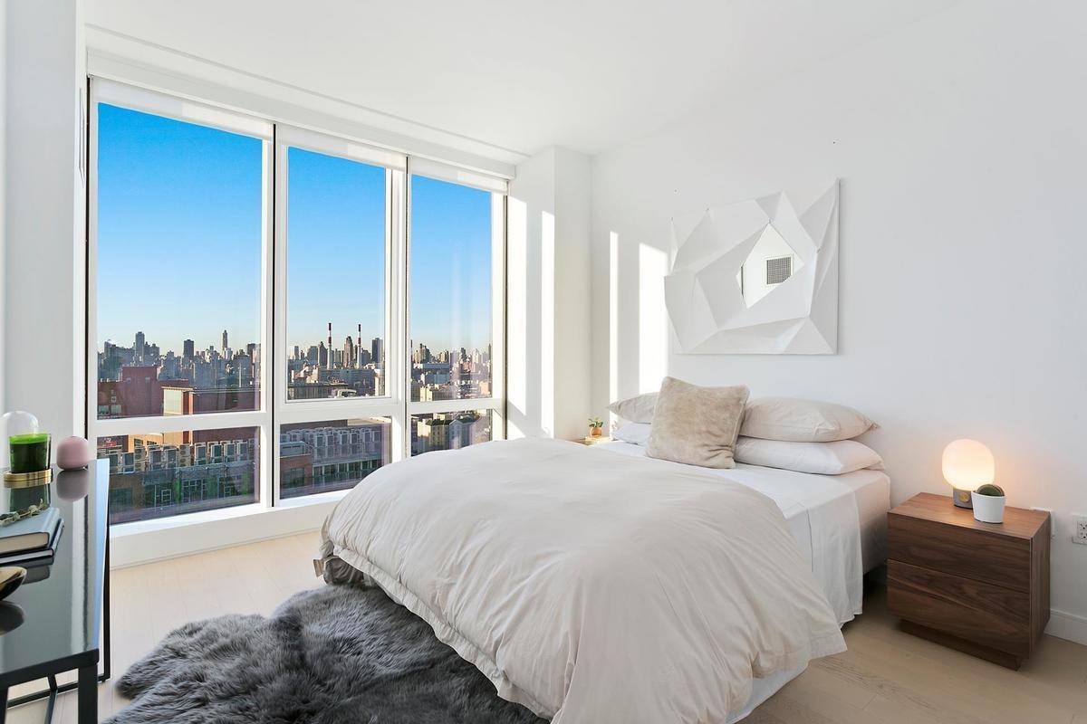 29-11 Queens Plaza North #25H - Photo 3 of 8