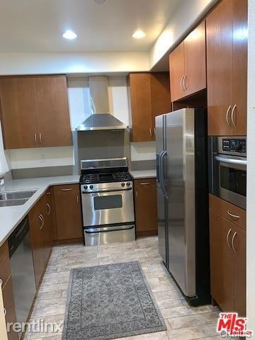 7100 Playa Vista Dr - Photo 3 of 10