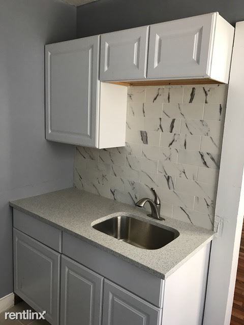 262 Highland St #Fl 2 - Photo 3 of 10