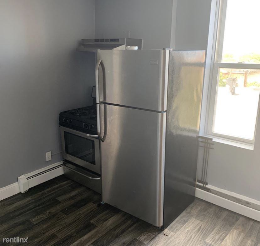 Affordable one bedroom - Photo 3 of 6